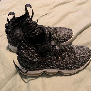 Lebron 15 XV Shoe size 10